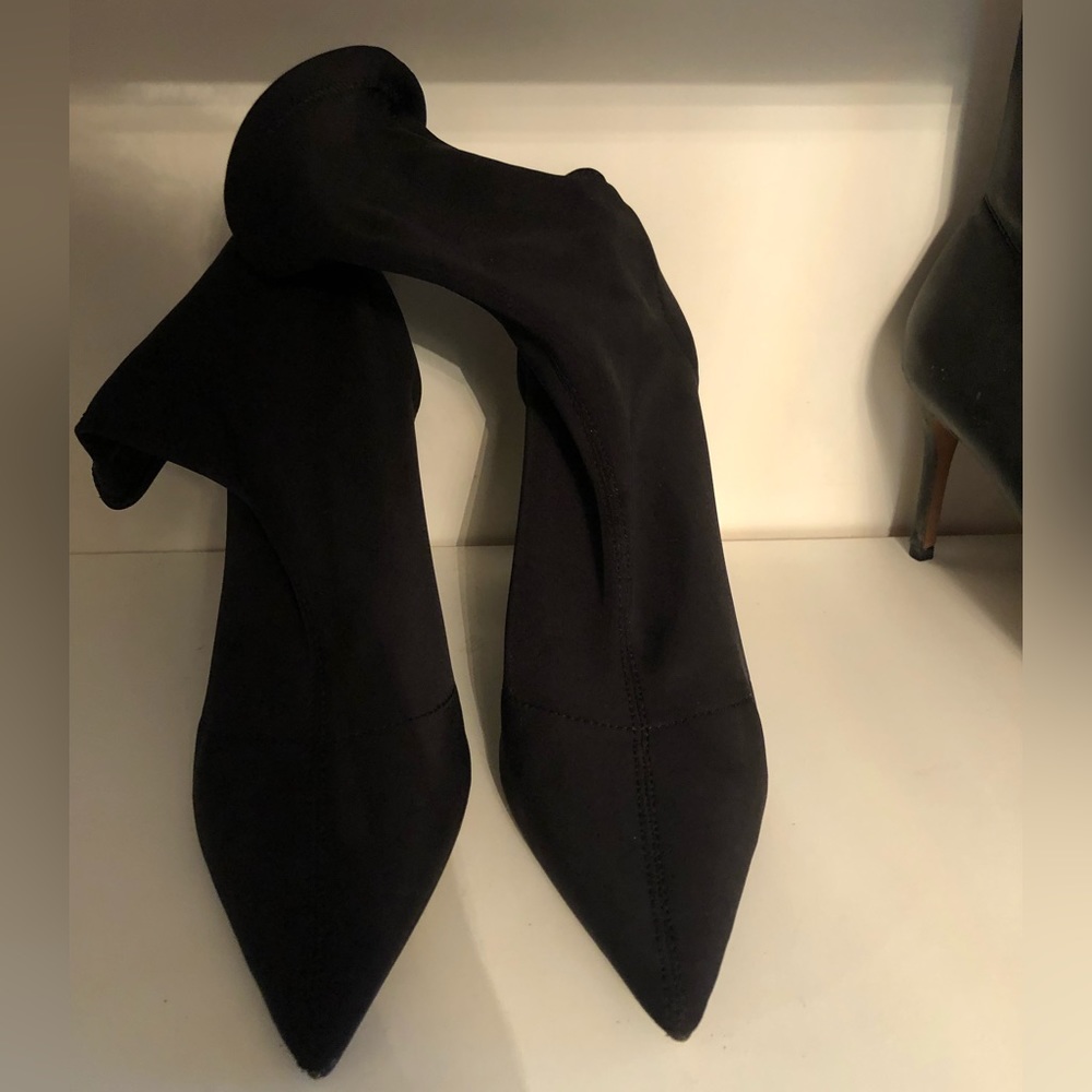Steve Madded Black pull on Booties